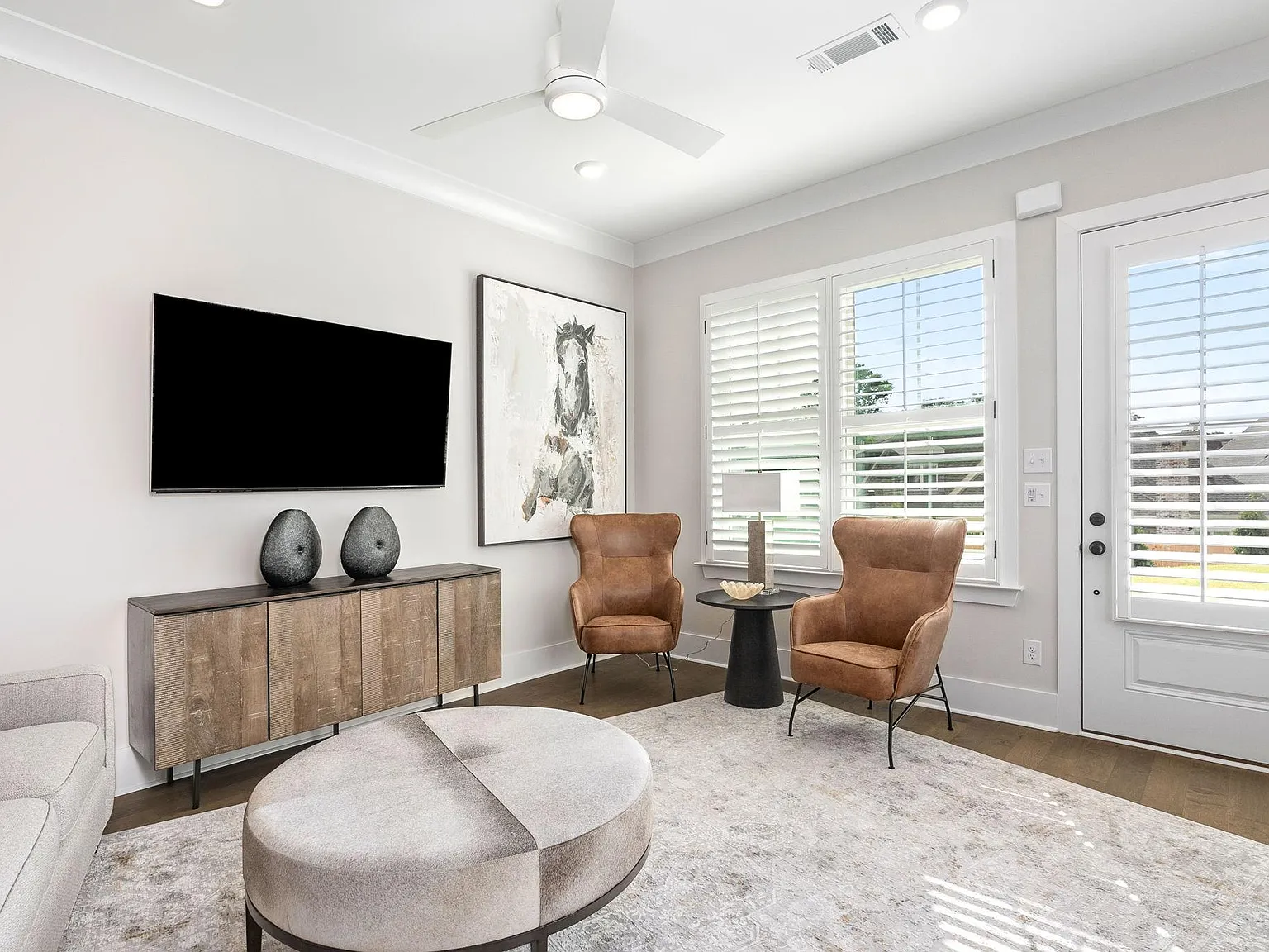 2 bed, 2.5 bath, 1376 sqft, $2,950 — Photo 2