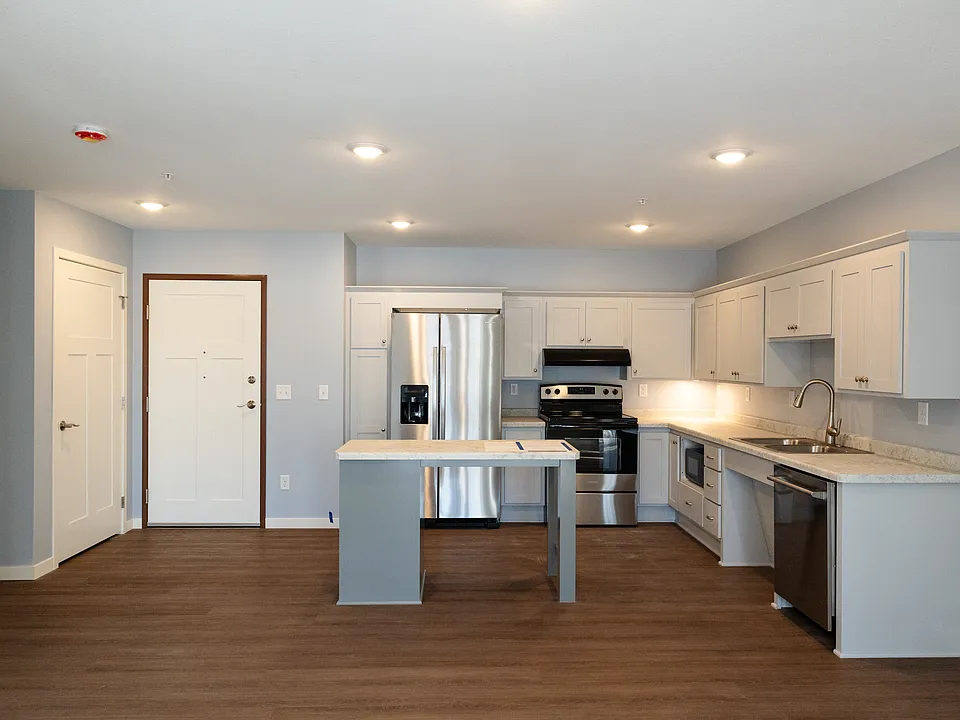 555 Highway 23 E #104