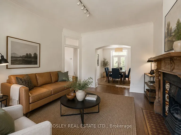 12 Meredith Cres #UPPER — Photo 5