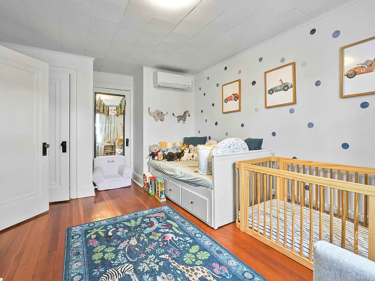 21-17 28th St #HOME — Photo 12