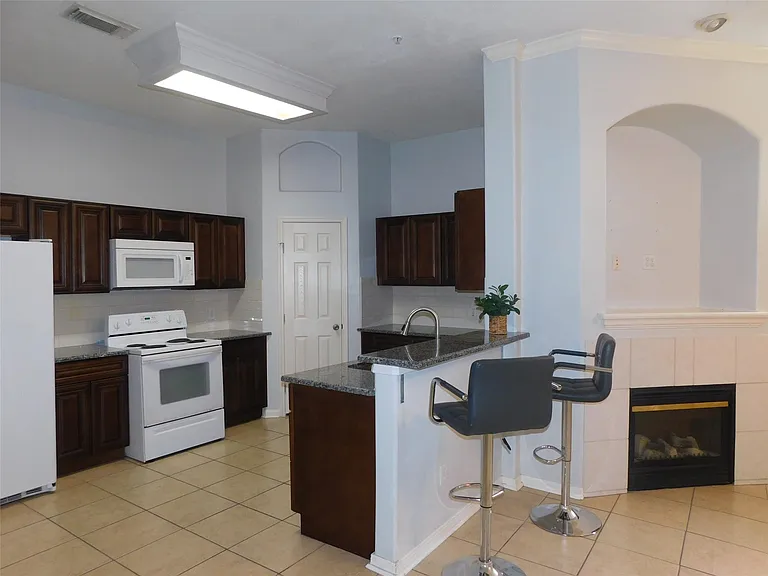2710 Grants Lake Blvd #K1 — Photo 4