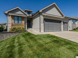 12922 Reynolds St, Omaha, NE 68142