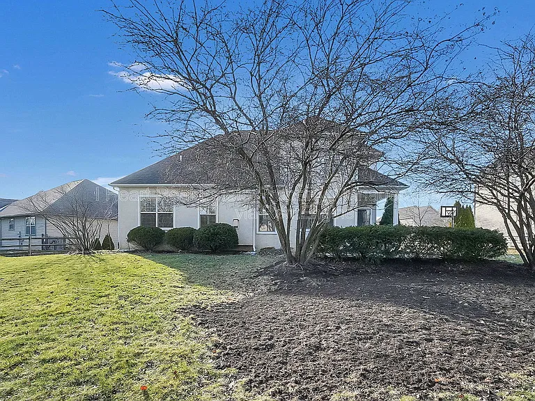9580 Mission Dr — Photo 32