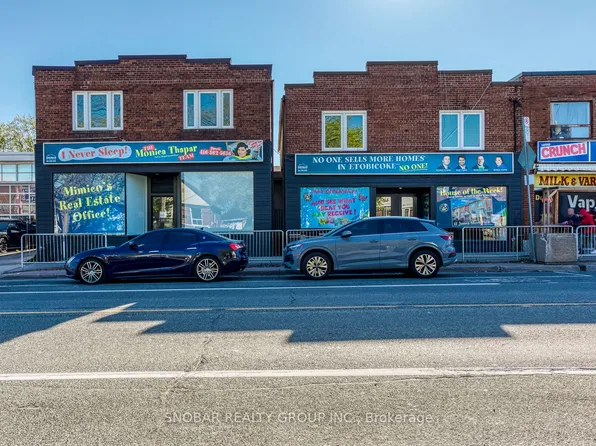 362 Royal York Rd #2, Toronto, ON M8Y 2R2