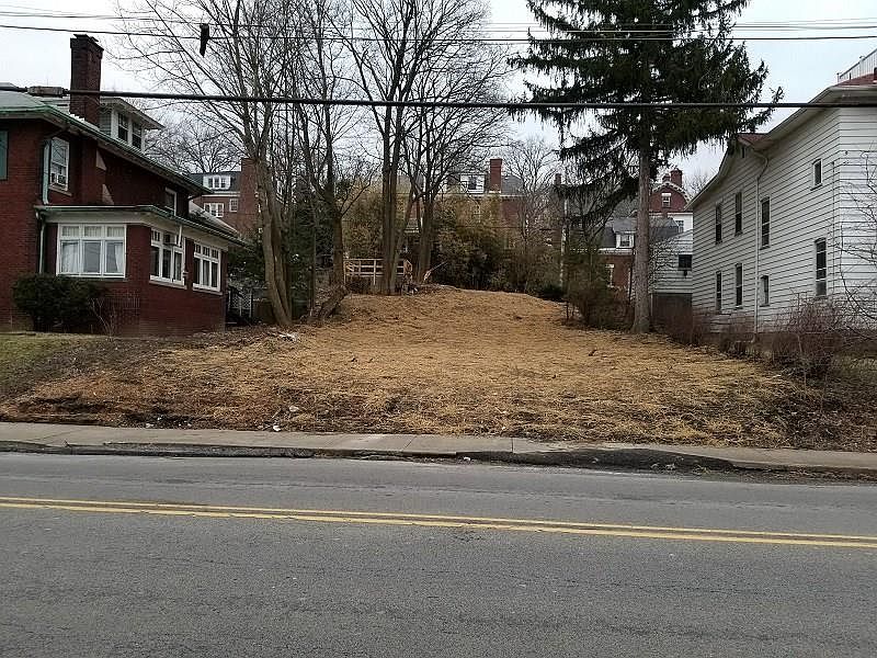 1st image of 525 N Main St