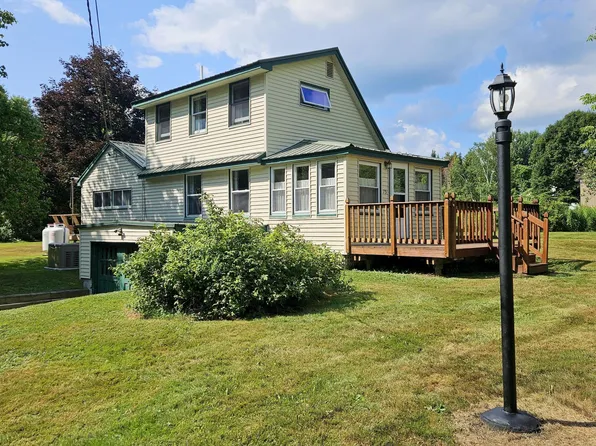 75 Old Lewiston Road, Monmouth, ME 04265