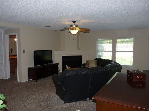 4th image of 6318 Birkdale Ln