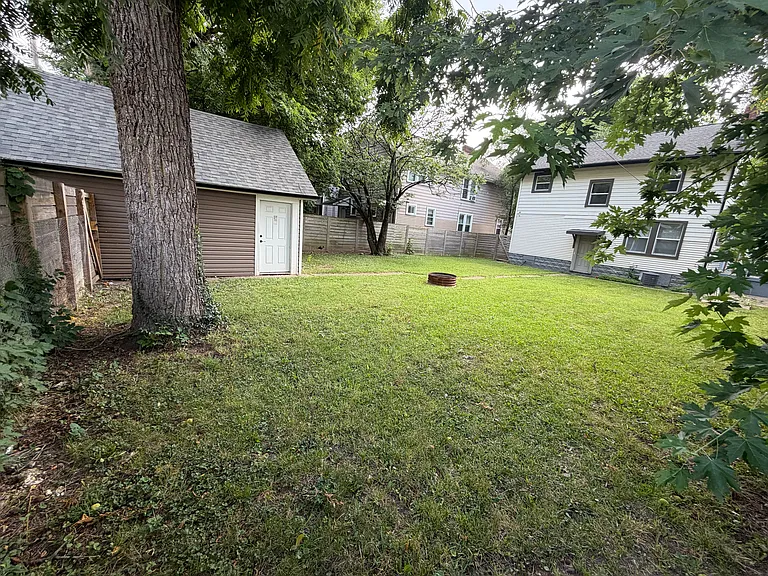 1130 Wilson Ave #1 — Photo 5