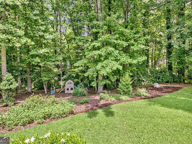 413 Deergrass Trl — Photo 32