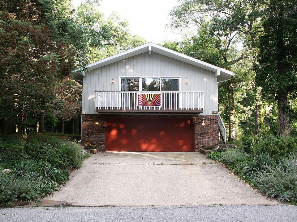 1st image of 3925 Ponchartrain Dr