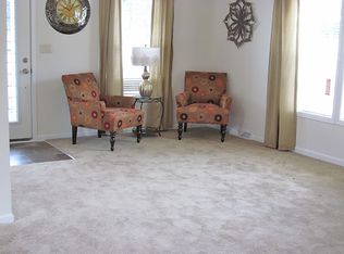 33 Pinetree Ln, Mays Landing, NJ 08330