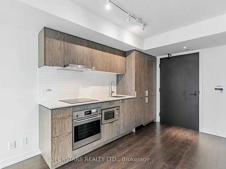 60 Shuter St #2610 — Photo 5