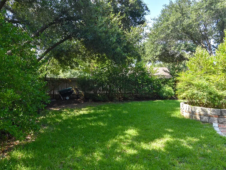 15001 Calaveras Dr — Photo 43