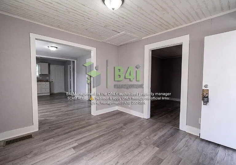 4899 Ben Hill Rd — Photo 7