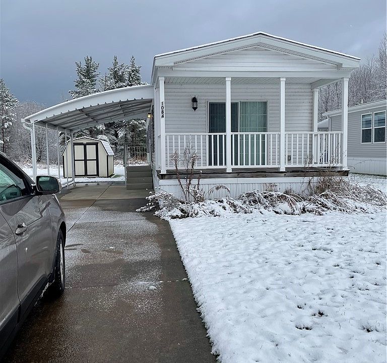 1st image of 1084 Michael Dr