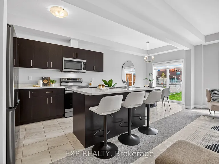 7372 Marvel Dr — Photo 6