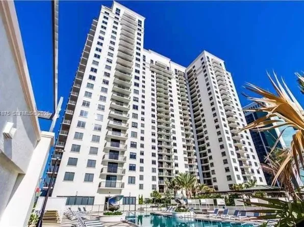 999 SW 1st Ave, Miami, FL