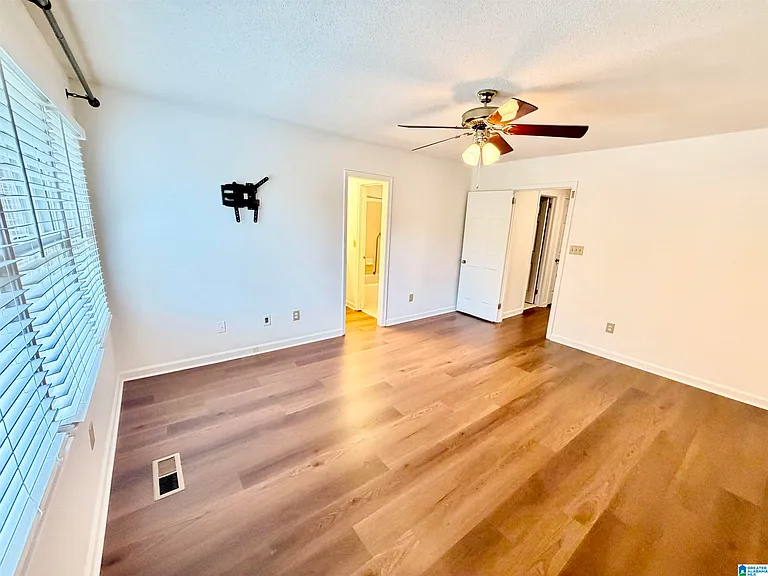 303 Chase Plantation Cir — Photo 8