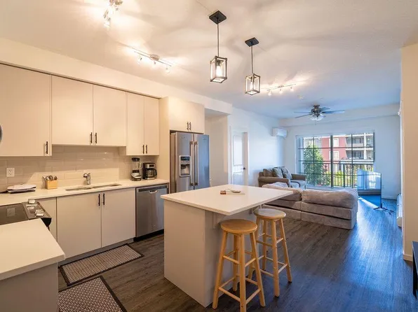 151 S Legacy Main St SE #8202, Calgary, AB T2X 4A4