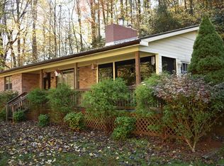 915 Little Creek Rd, Burnsville, NC 28714