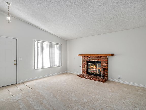 5th image of 43838 Palm Vista Ave