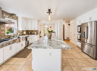 39 Regency Hl, Waterbury, CT 06708
