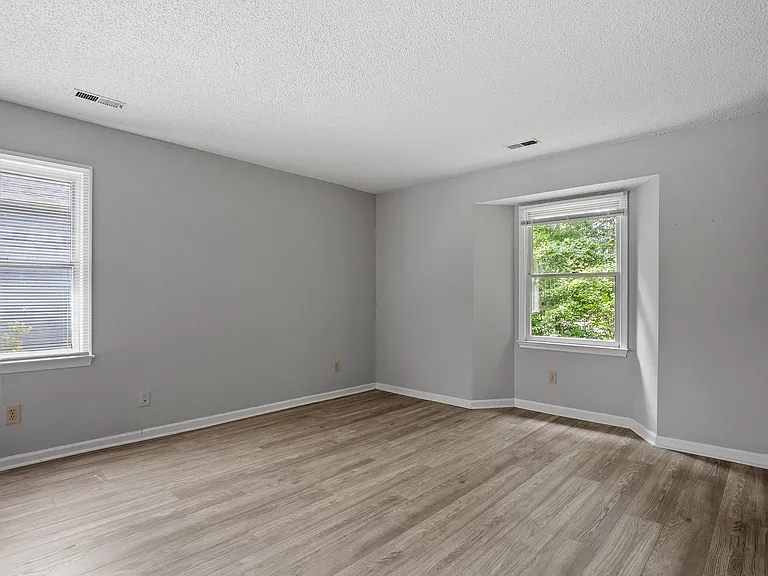 1321 Park Glen Dr #304 — Photo 16