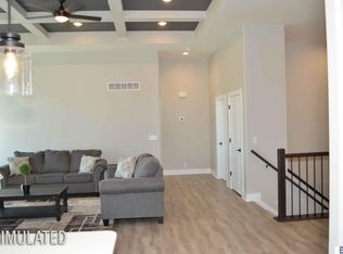 10225 S 74th St, Lincoln, NE 68516