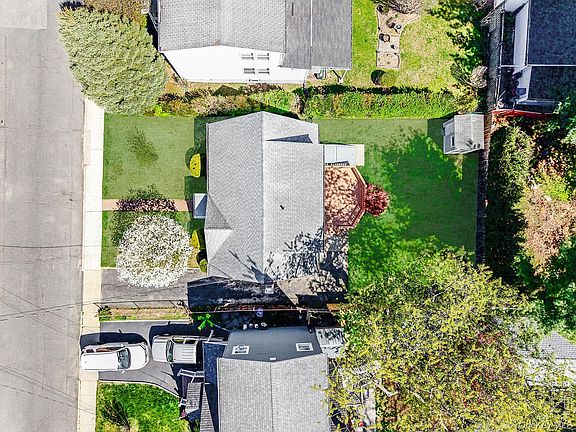 3rd image of 28 Miller Street #2