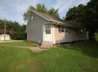 1124 Us Highway 51, Shobonier, IL 62885