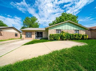 3451 Pacesetter Dr, Dallas, TX 75241