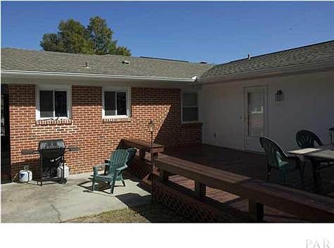 3rd image of 2655 Yates Ave