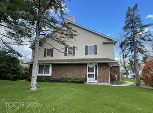1 Park View Pl, Fair Lawn, NJ 07410