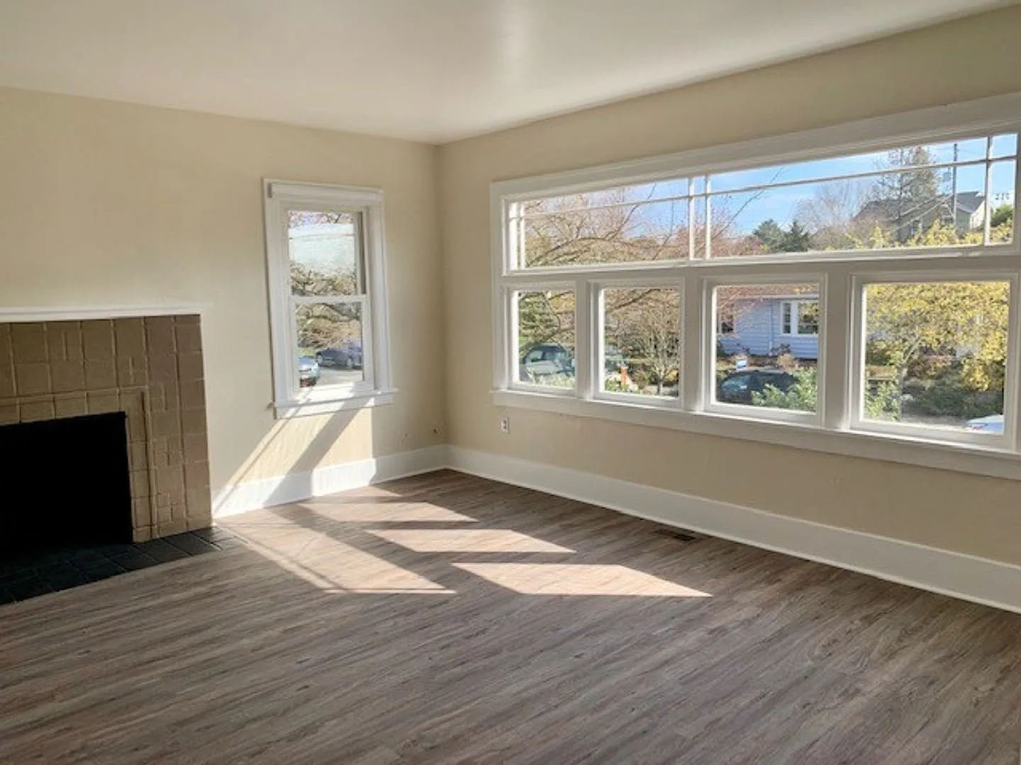 Remodeled 3 Bedroom Home-Duplex In Loyal Heights Ready For Move In Now At $3675! — Photo 3