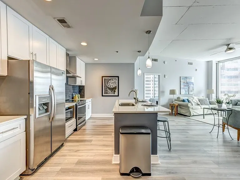 950 W Peachtree St NW #1504 — Photo 1