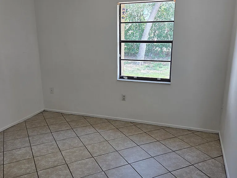 7126 Barclay Ave #C — Photo 5