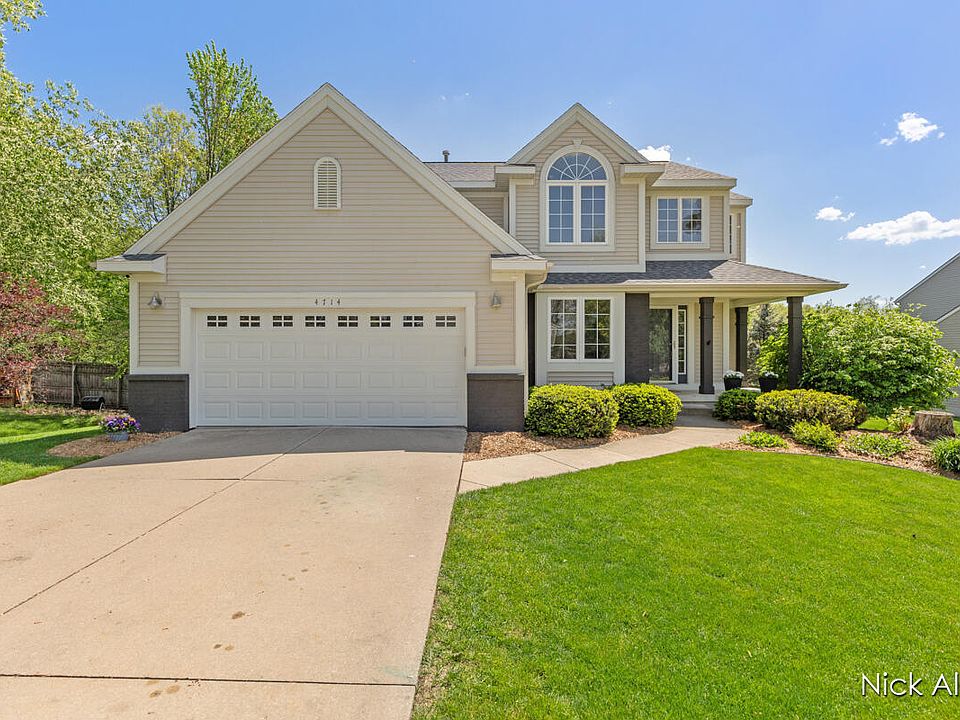 1st image of 4714 Hidden Highland Dr NE