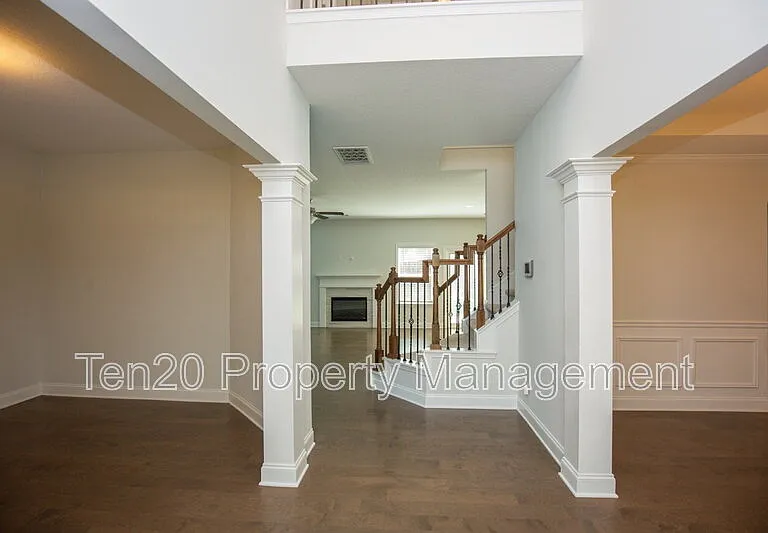 7794 Garrett Rd — Photo 2