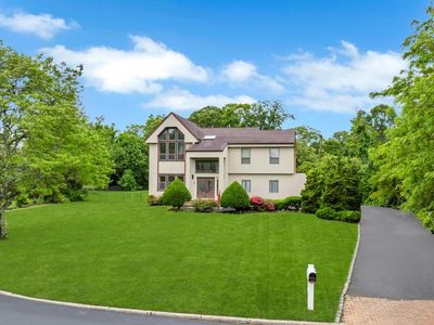 4 Bridle Court, Northport, NY, 11768