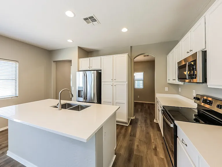 14180 W Country Gables Dr — Photo 7