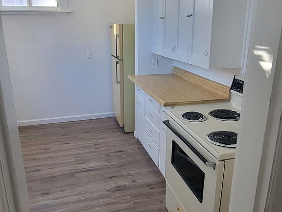 4th image of 50 N University Ave #4