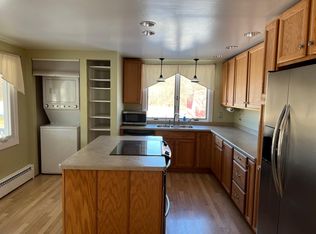 9765 Mottown Rd, Deerfield, OH 44411