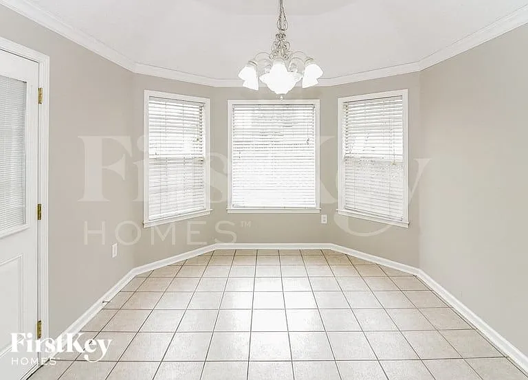 8788 Overcup Oaks Dr — Photo 5