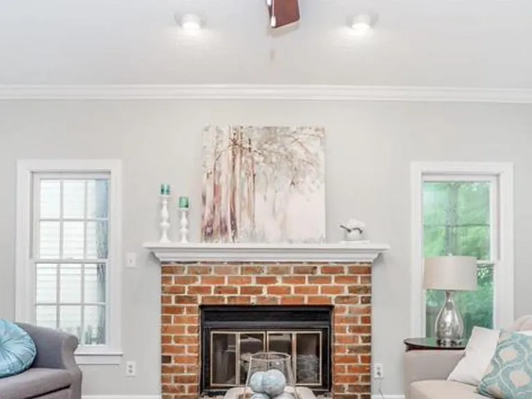 1705 Briarforest Pl — Photo 2