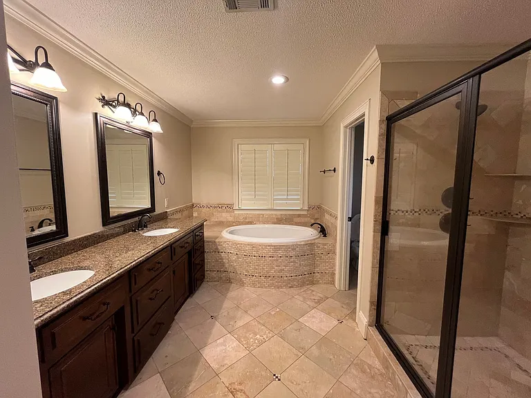 4497 Mahan Dr — Photo 9