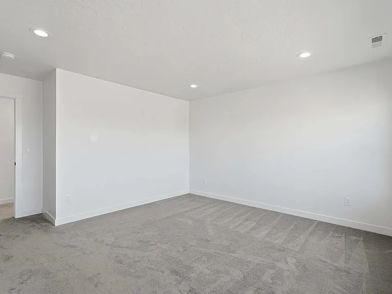 915 N Evelyn St — Photo 13
