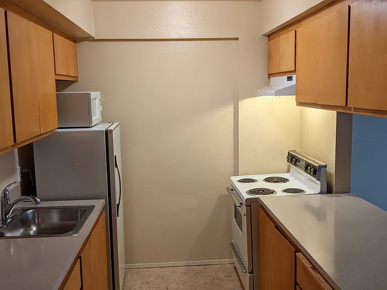 4105 Brooklyn Ave. NE Seattle, WA 98105 — Photo 6