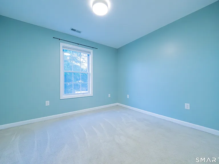9 Englewood Ave #C — Photo 16
