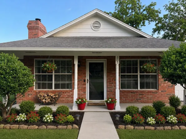 305 W Pecan St, Aubrey, TX 76227