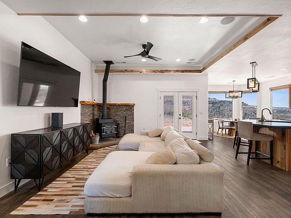 5th image of 62 N Lucky 7 Rd